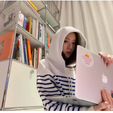 甲方是个老七头像