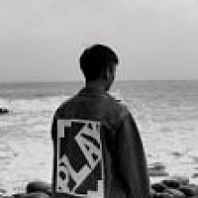 然而万万岁头像