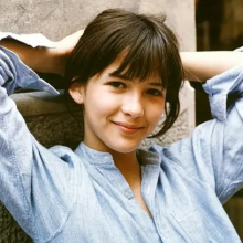 小太阳瞄准你头像