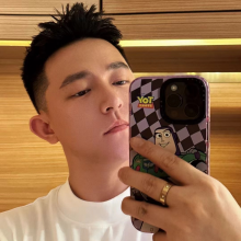 牛油果SUSUE头像