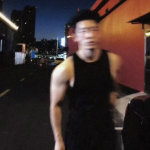 爱吃披萨的帅哥头像