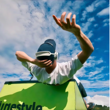 明天就暴富头像